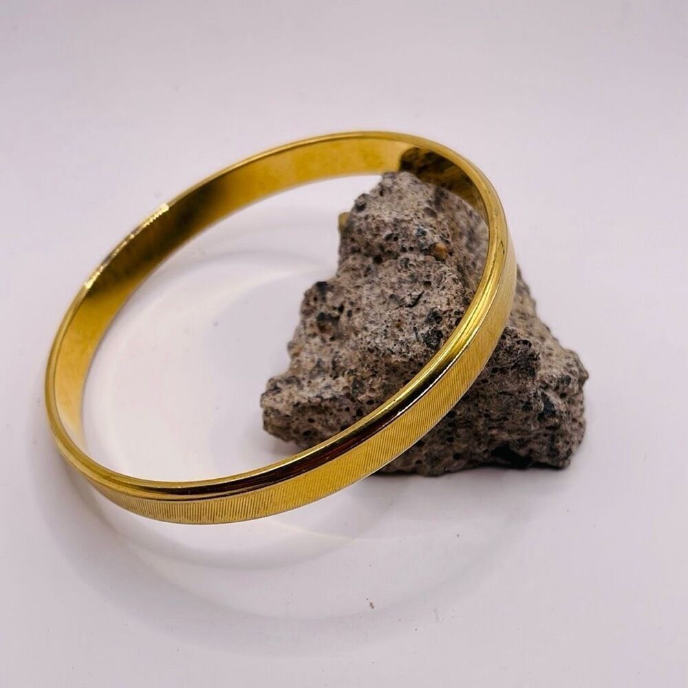 Vintage Monet Gold Tone Sleek Bangle Bracelet 2 1/2” Diameter